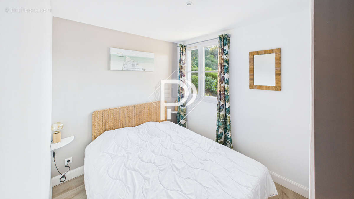 Appartement à GRIMAUD