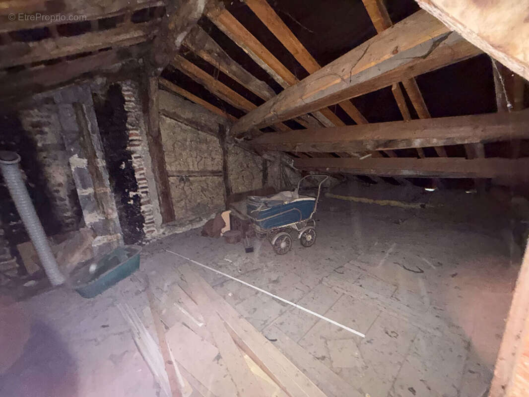 Appartement à CHATILLON-SUR-CHALARONNE