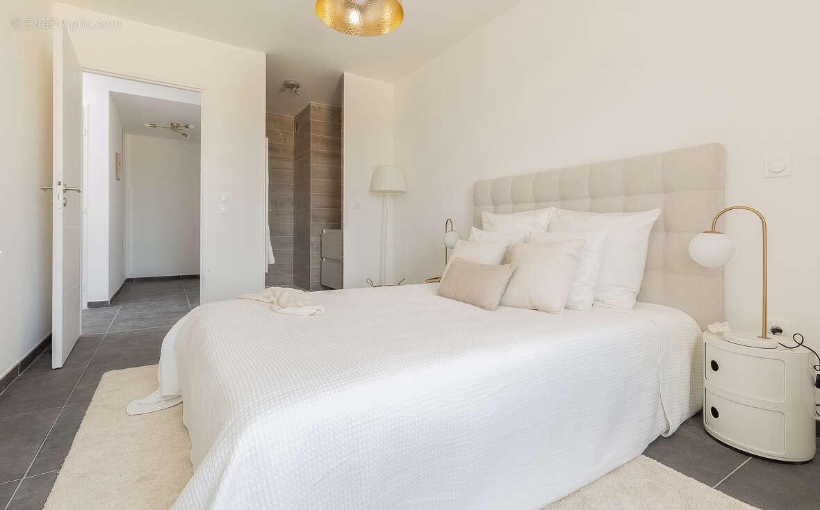 Appartement à CASTELNAU-LE-LEZ