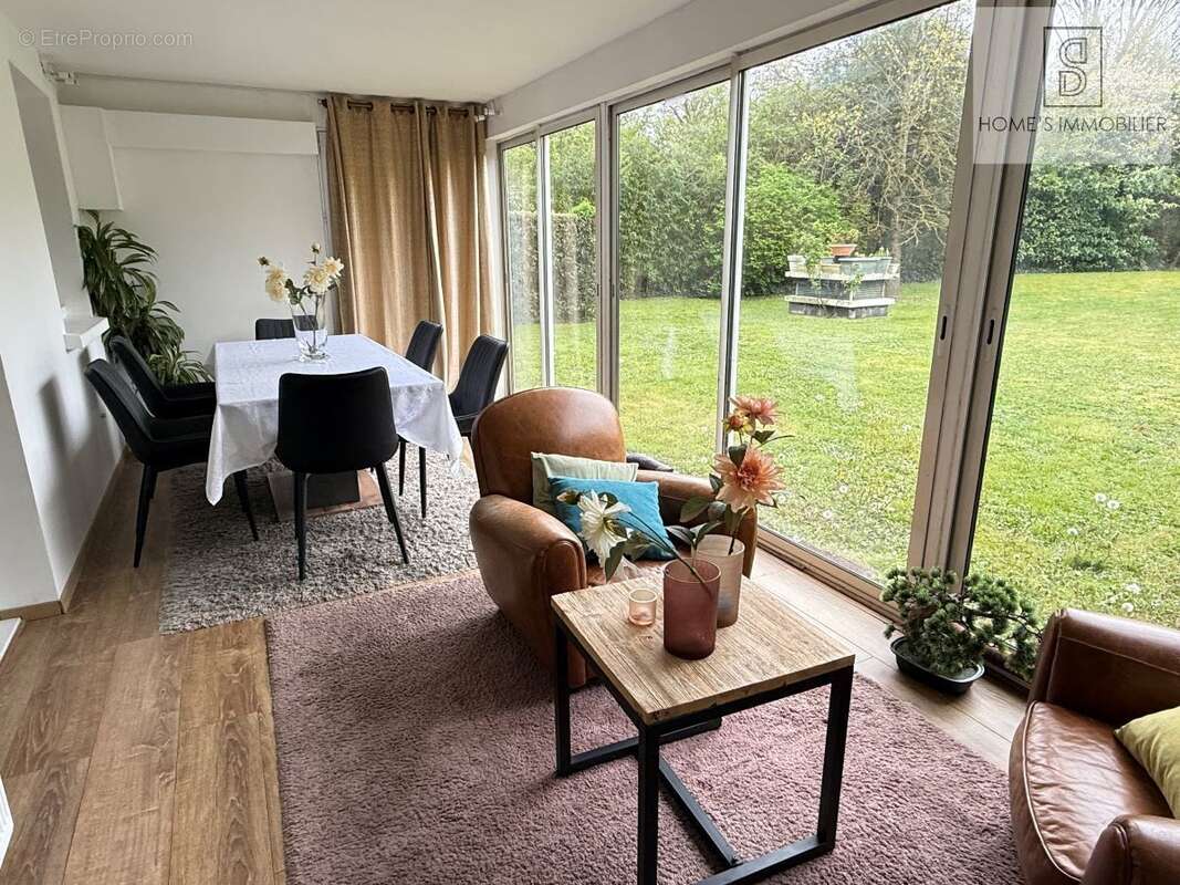 Appartement à LE RAINCY
