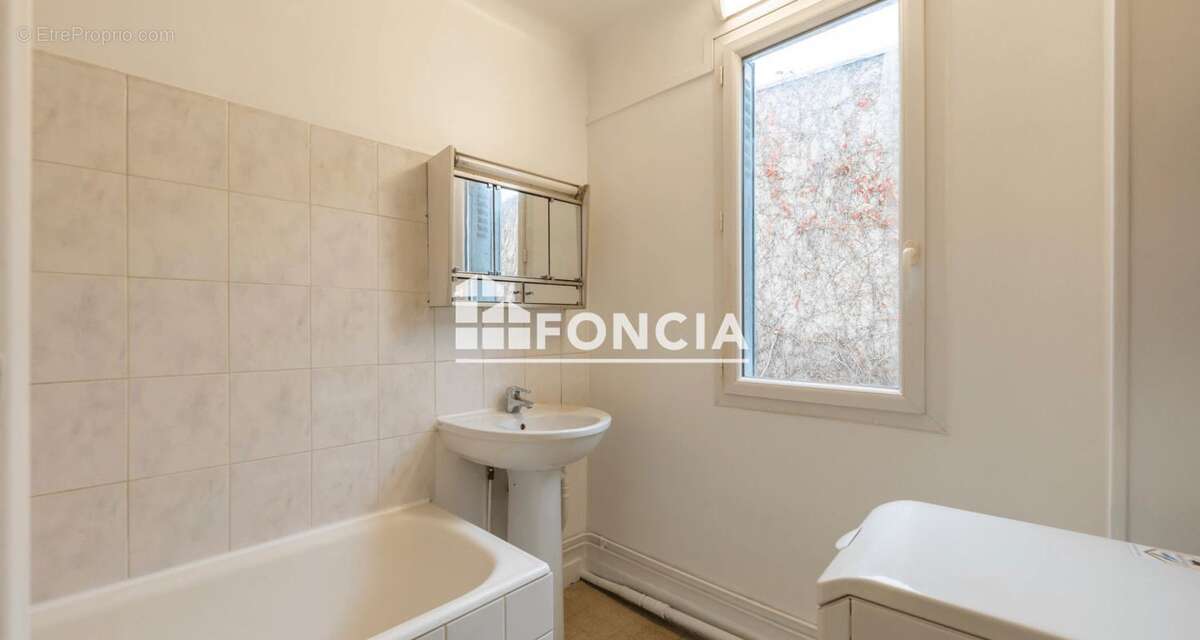 Appartement à COLOMBES