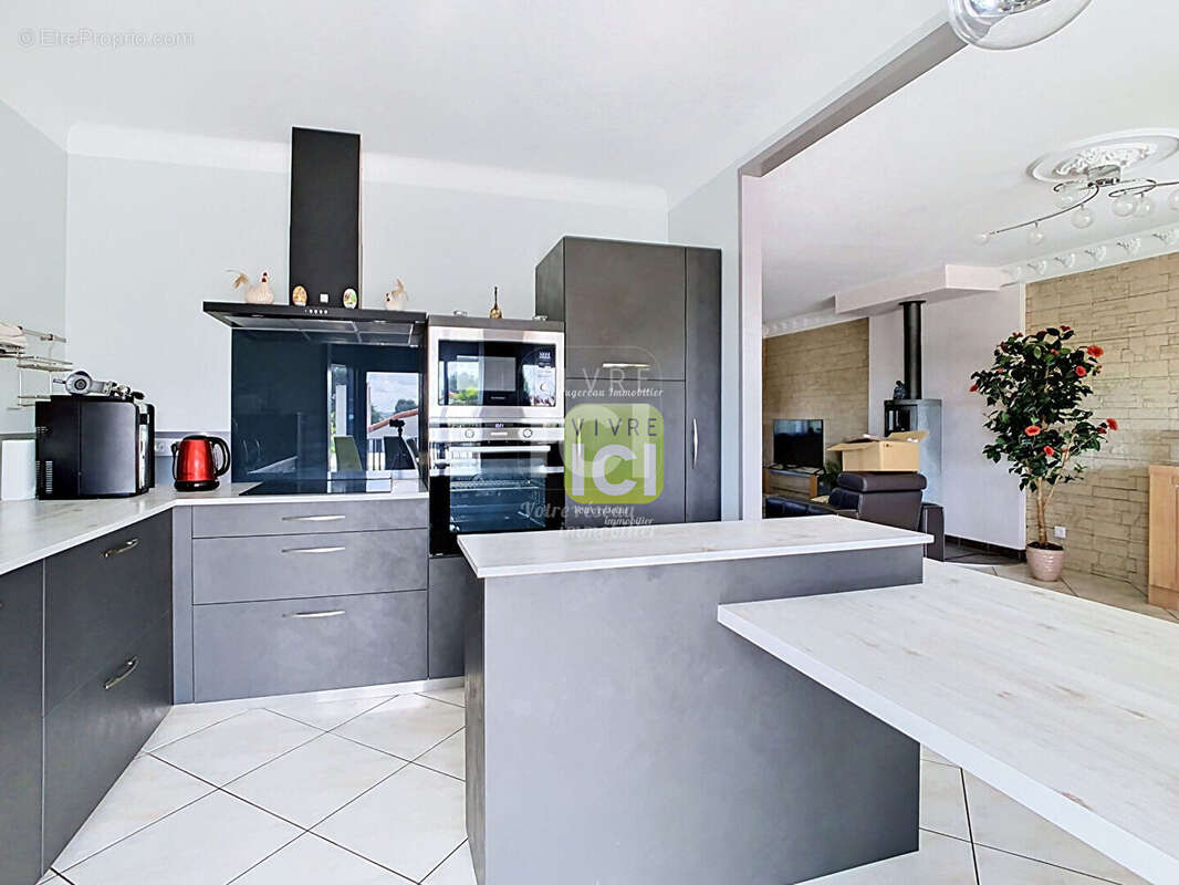 Maison familiale de 125 m² avec piscine chauffée et jardin exotique sans vis-à-vis - photo 6