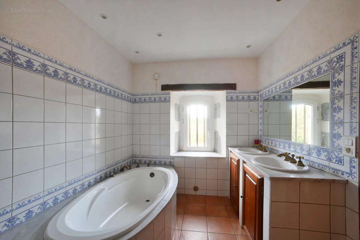 Maison à SAINT-ALBAN-AURIOLLES