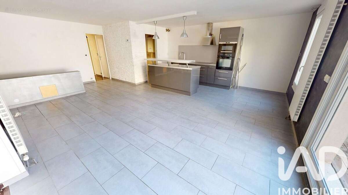 Photo 3 - Appartement à NANDY