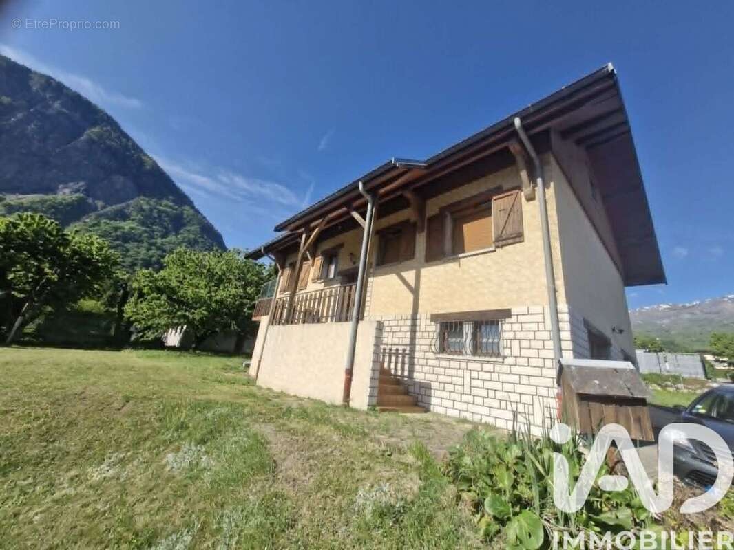 Photo 2 - Maison à SAINT-JEAN-DE-MAURIENNE