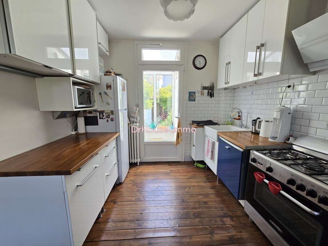 Maison 147 m² à Creteil  - photo 26