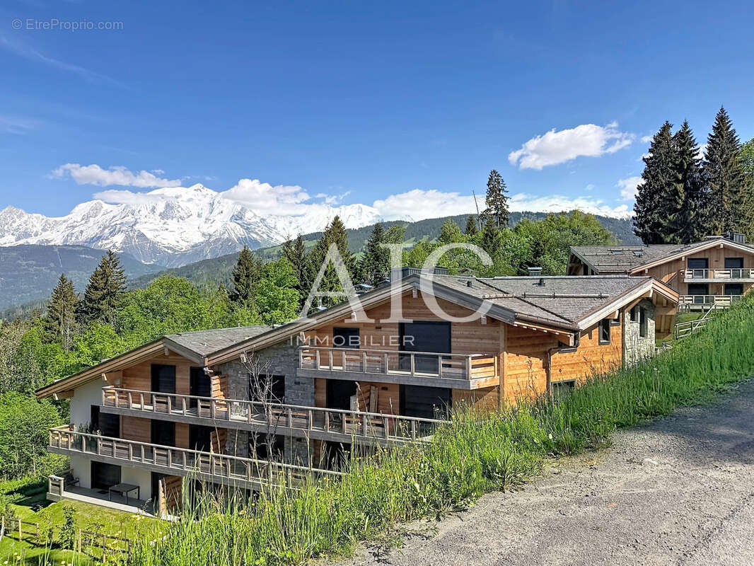 Appartement à COMBLOUX