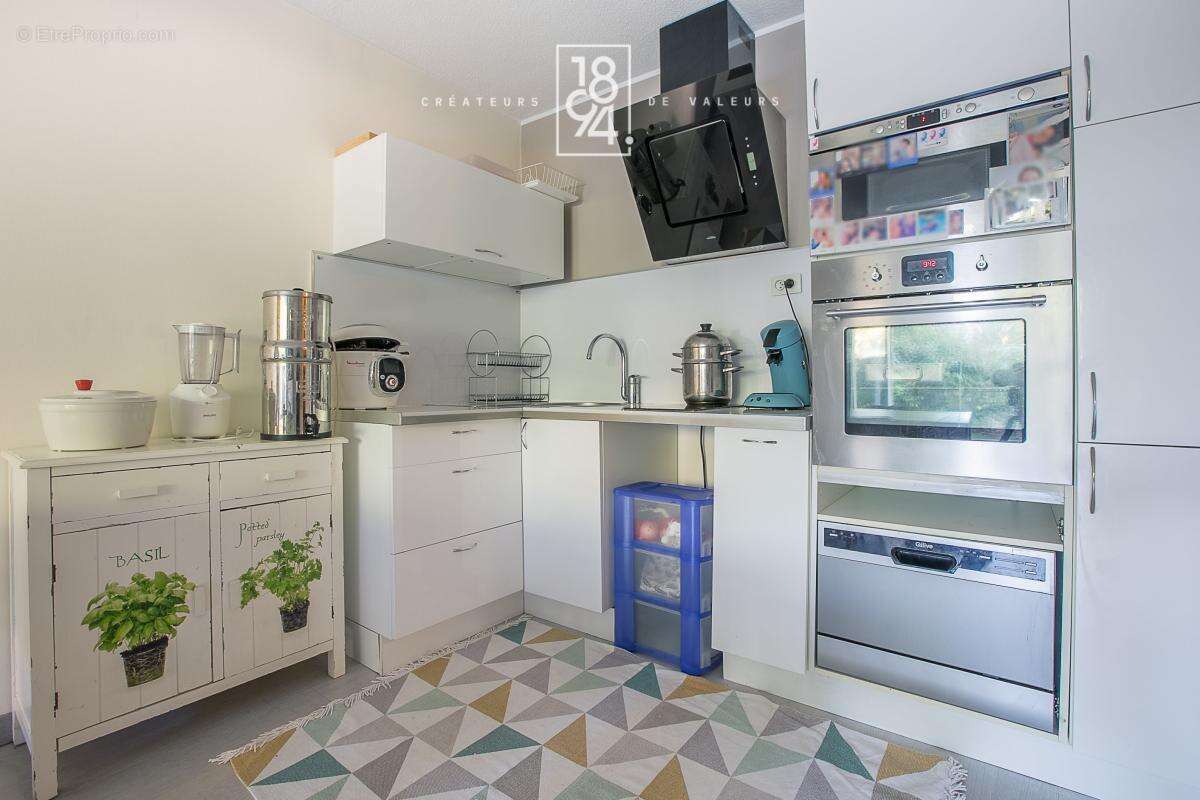 Appartement à MARSEILLE-13E