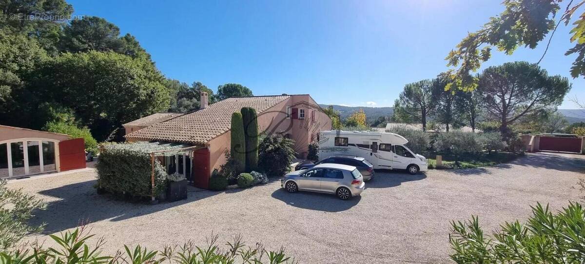 Maison à LA BASTIDONNE