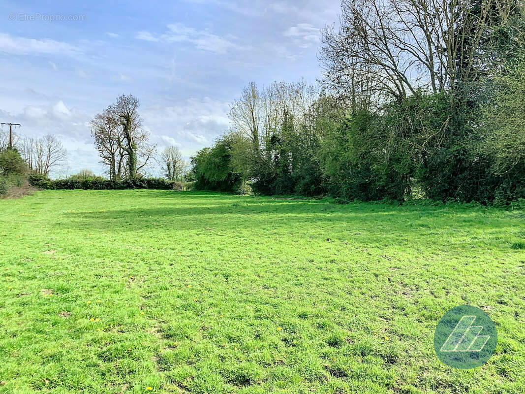 Terrain à LIGESCOURT
