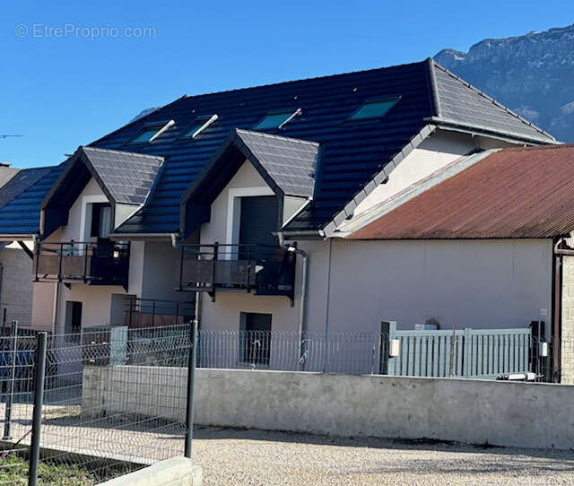 Appartement à SONNAZ