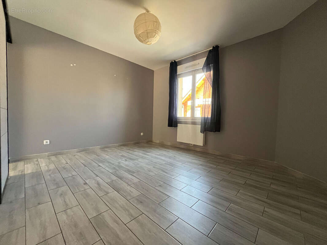 Maison individuelle de 2018 avec chalet indépendant - photo 4