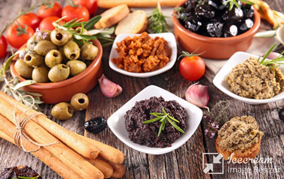 Commerce à MOUANS-SARTOUX