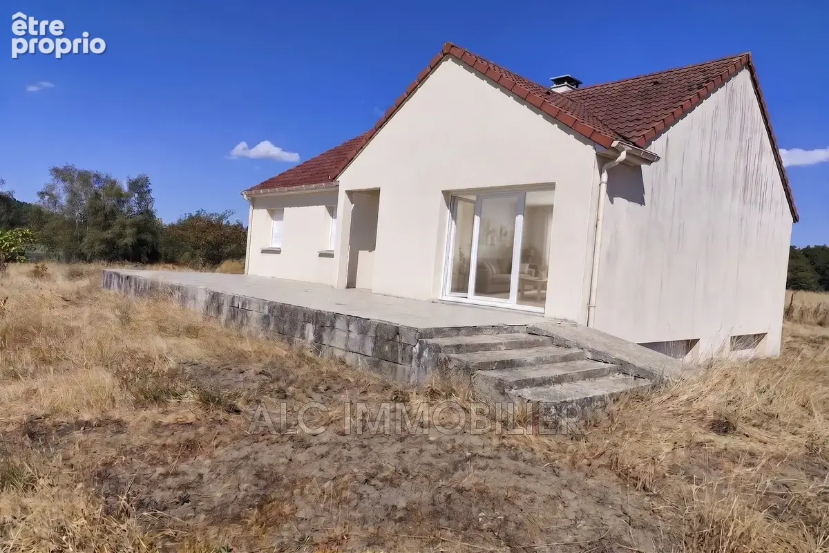 Maison 90 m² à La Ferriere-Bochard  - photo 6