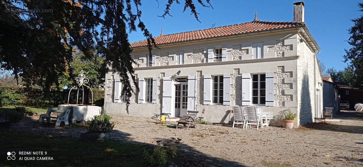 Maison à SAINT-FORT-SUR-GIRONDE