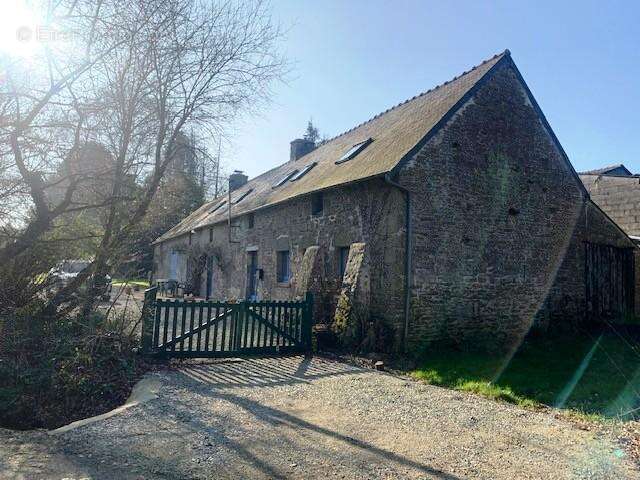 Maison à LE CROISTY