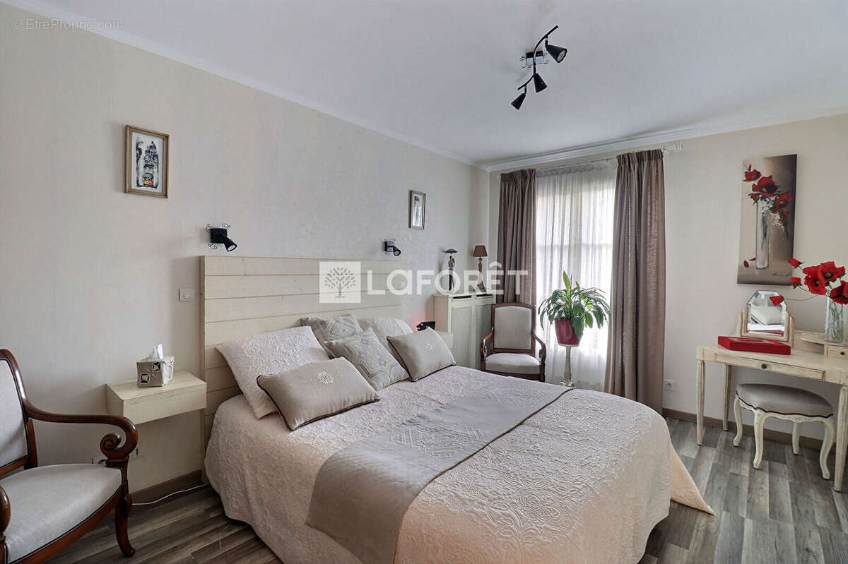 Maison à VITRY-SUR-SEINE