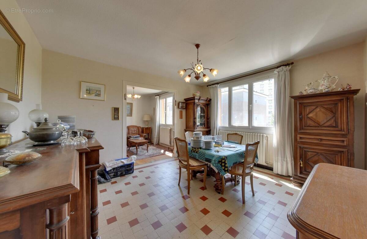 Appartement à SAINT-MARTIN-LE-VINOUX