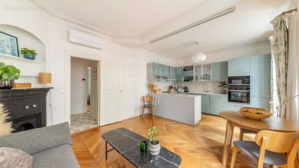 Appartement à LEVALLOIS-PERRET