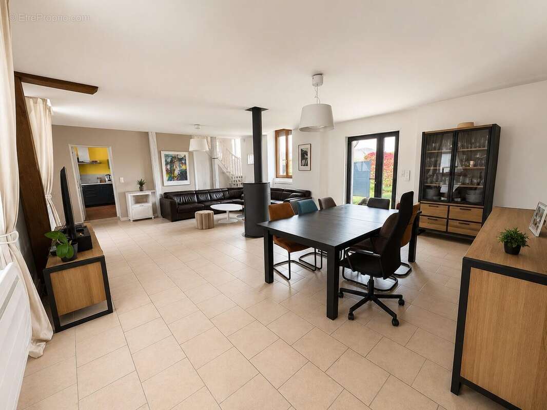 Maison à MARIGNY-LE-CHATEL
