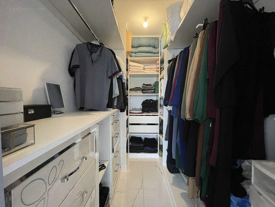 Maison à SALAISE-SUR-SANNE