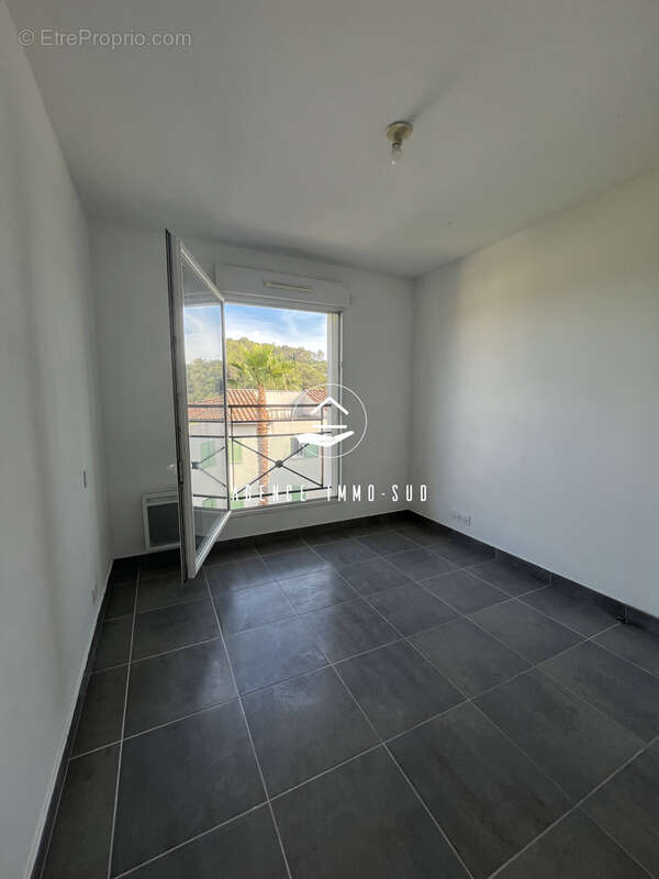Appartement à LA COLLE-SUR-LOUP