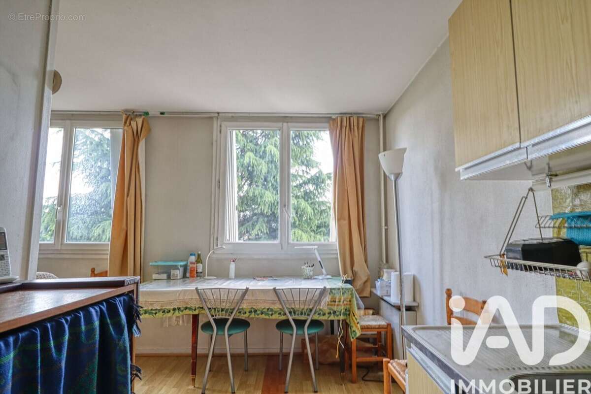 Photo 9 - Appartement à PIERREFITTE-SUR-SEINE