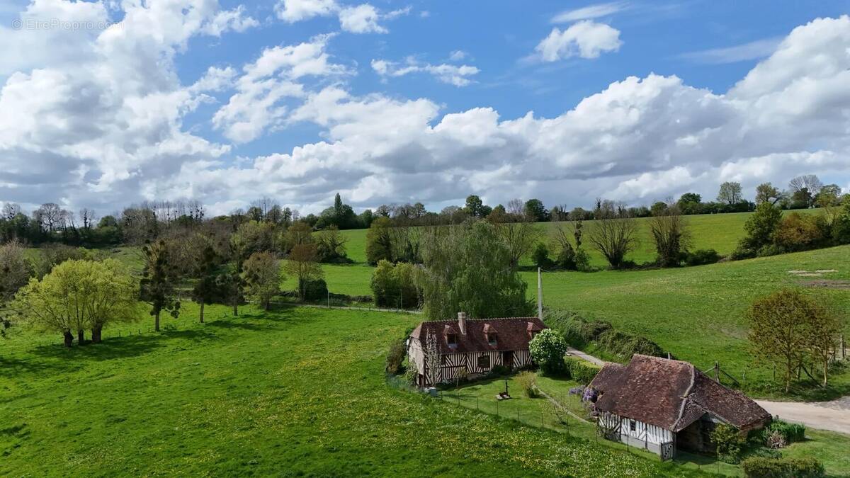 Maison à SAINT-GERVAIS-DES-SABLONS