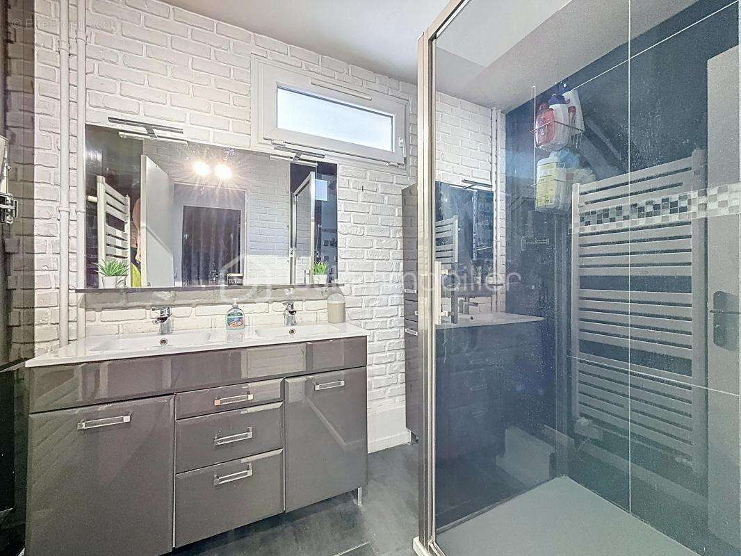 Appartement à BEZONS