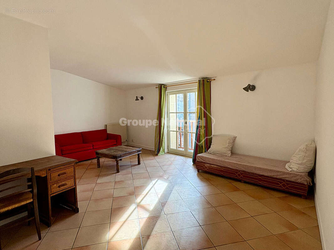 Appartement à ARLES