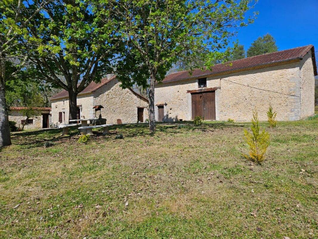 Maison à SARLIAC-SUR-L'ISLE