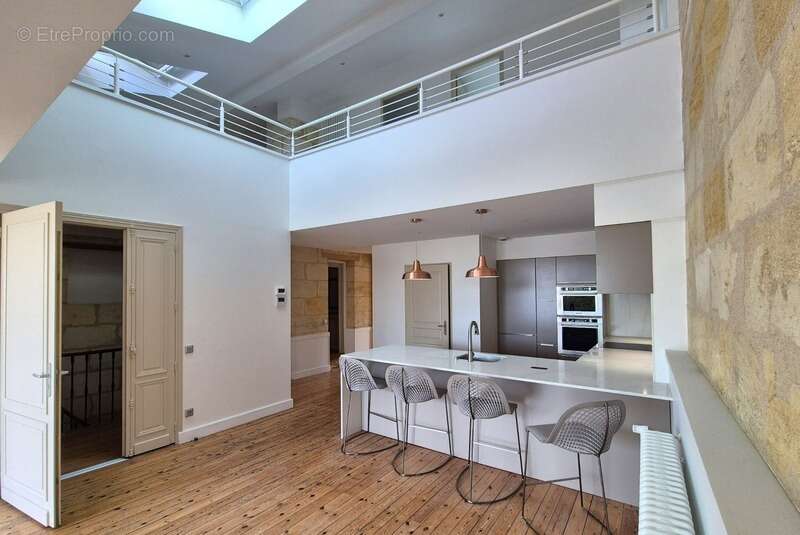 Appartement à BORDEAUX