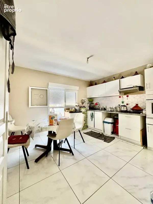 À VENDRE   Maison familiale de 169 m2 avec extérieur à Castillon-la-Bataille - photo 9