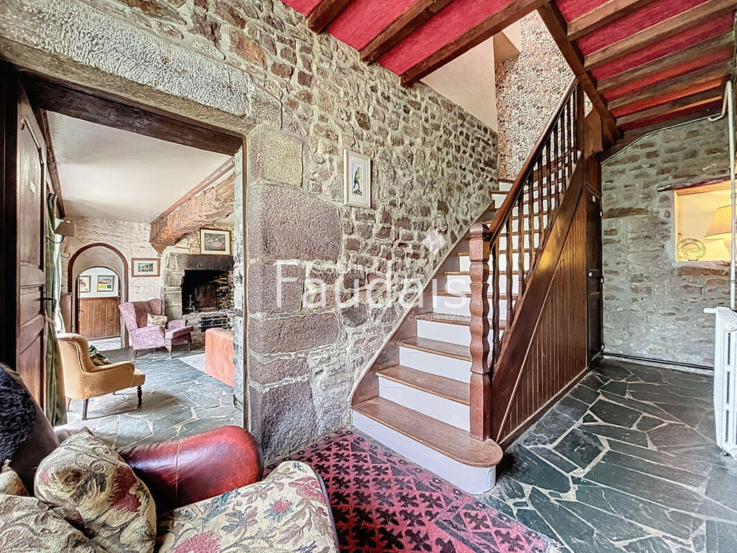 Maison à QUETTREVILLE-SUR-SIENNE