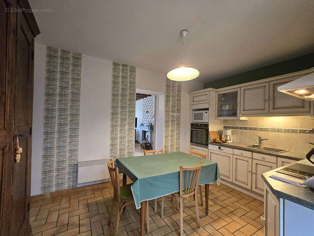 Maison à ETIVAL-LES-LE-MANS