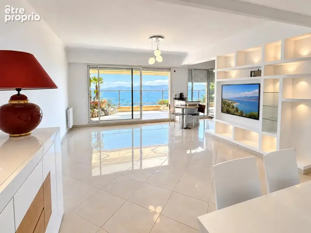 Ultra luxe - Mandelieu - Parfait état - Terrasse - Garage - photo 4