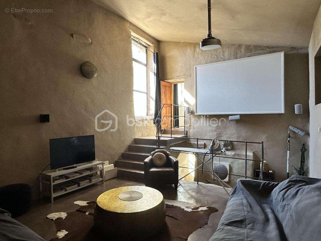 Grande maison en pierre avec bassin - photo 4