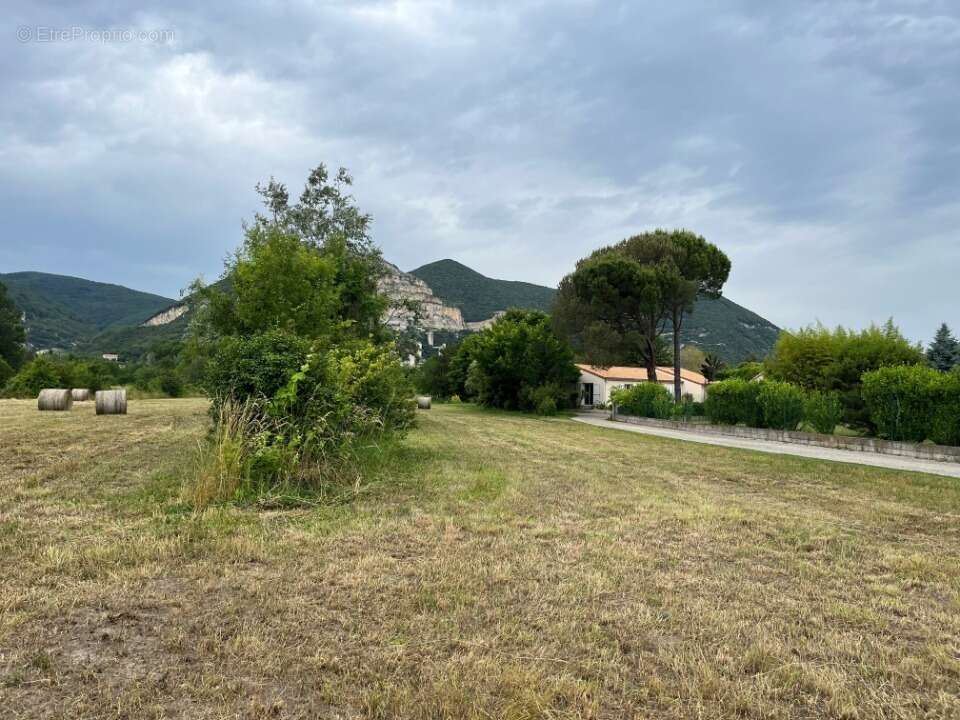 Terrain 342 m² à Cruas  - photo 2
