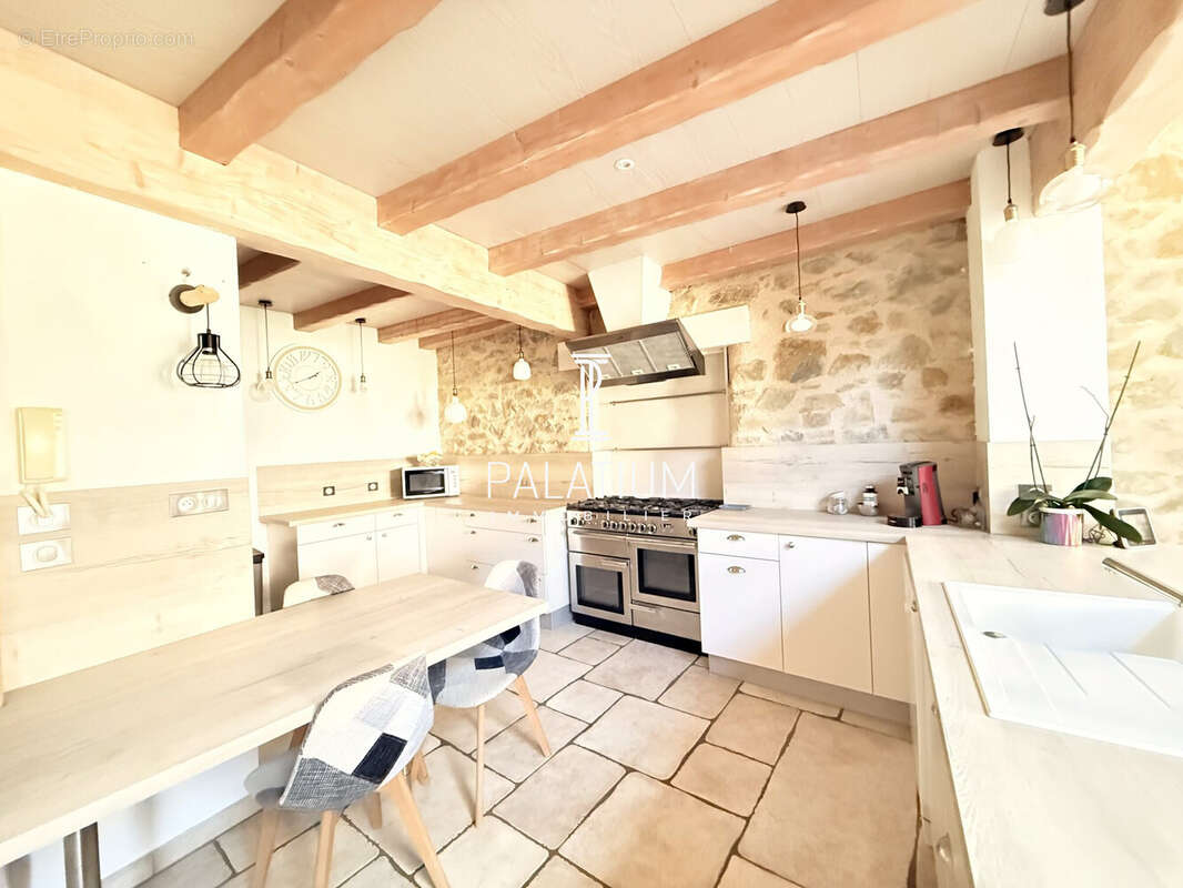 Maison à BEVONS