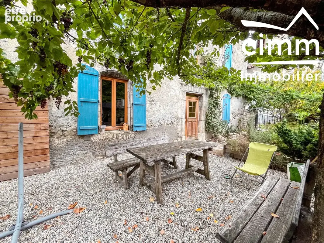 Maison 8 pièces 332 m² à vendre à Le Touvet (38660) - photo 3