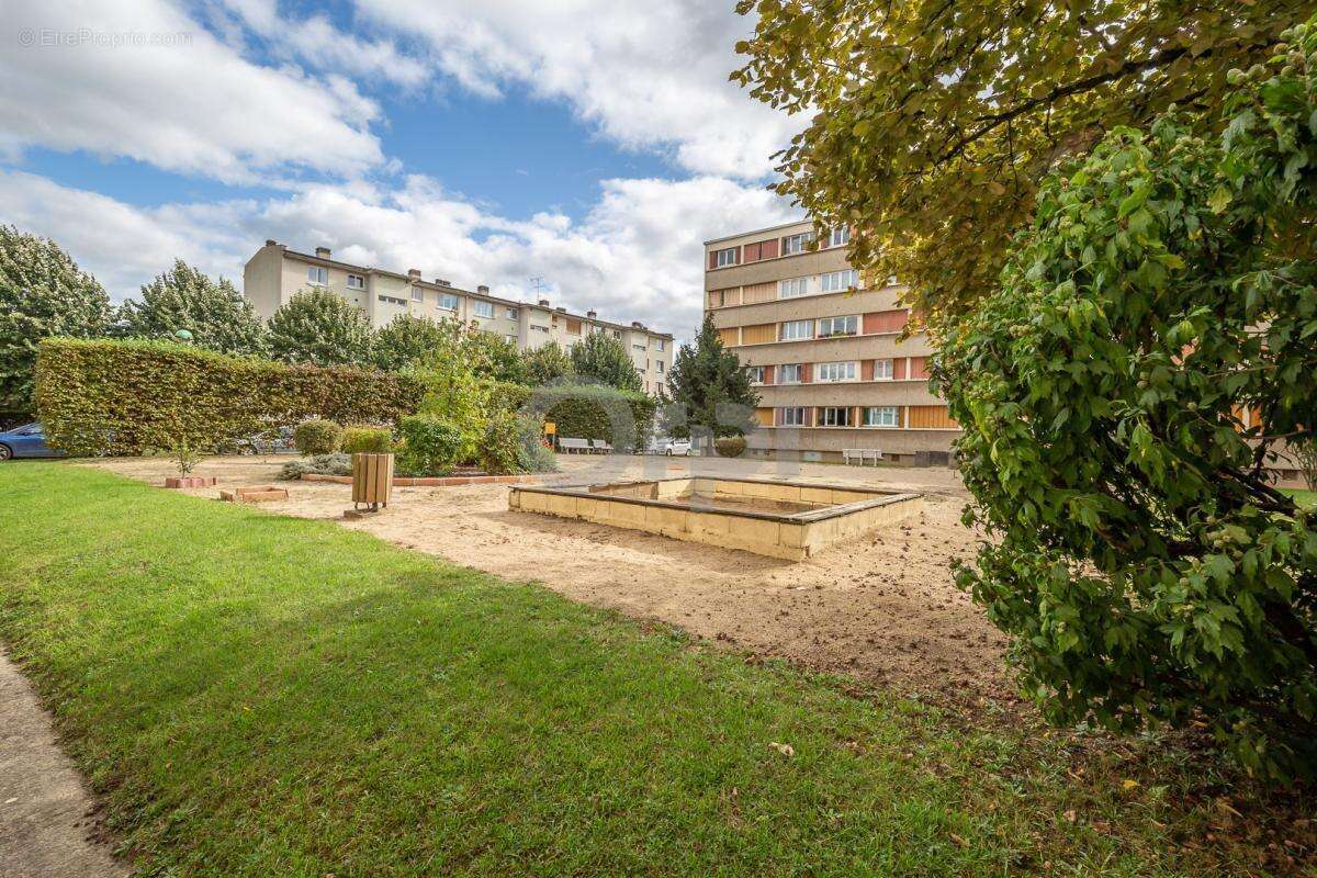 Appartement à NEUILLY-SUR-MARNE
