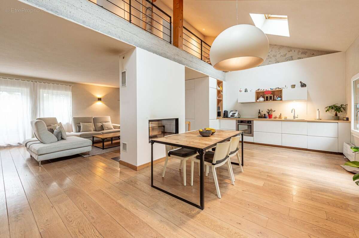 Maison à EPAGNY