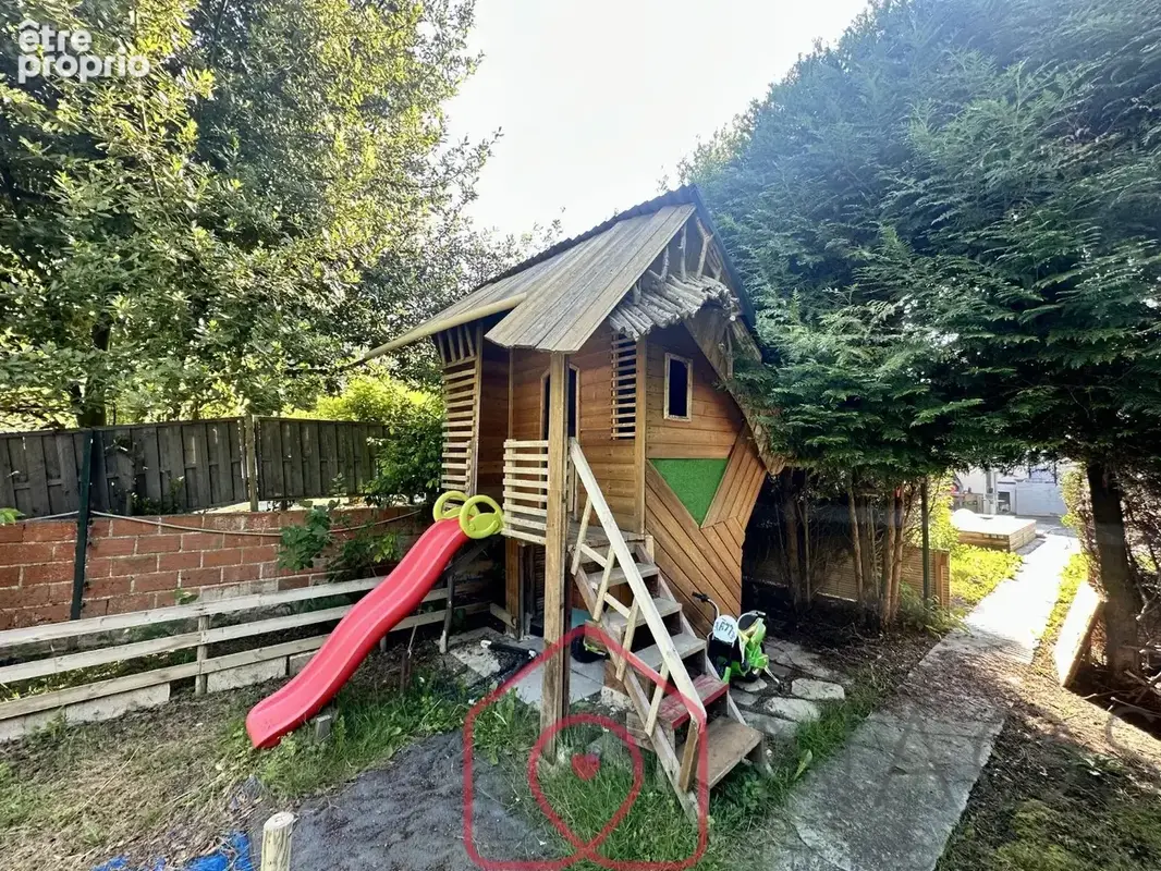 Jolie maison avec terrain 677 m² et piscine - photo 14