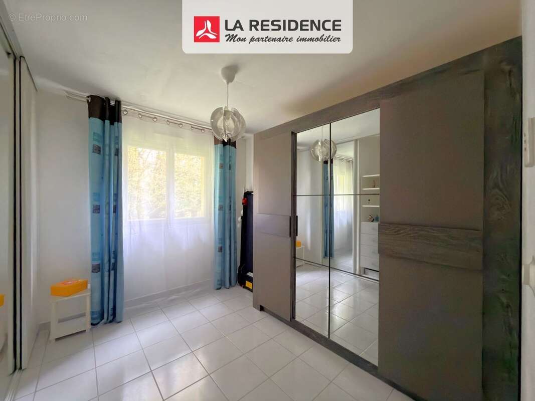 Maison à MERY-SUR-OISE