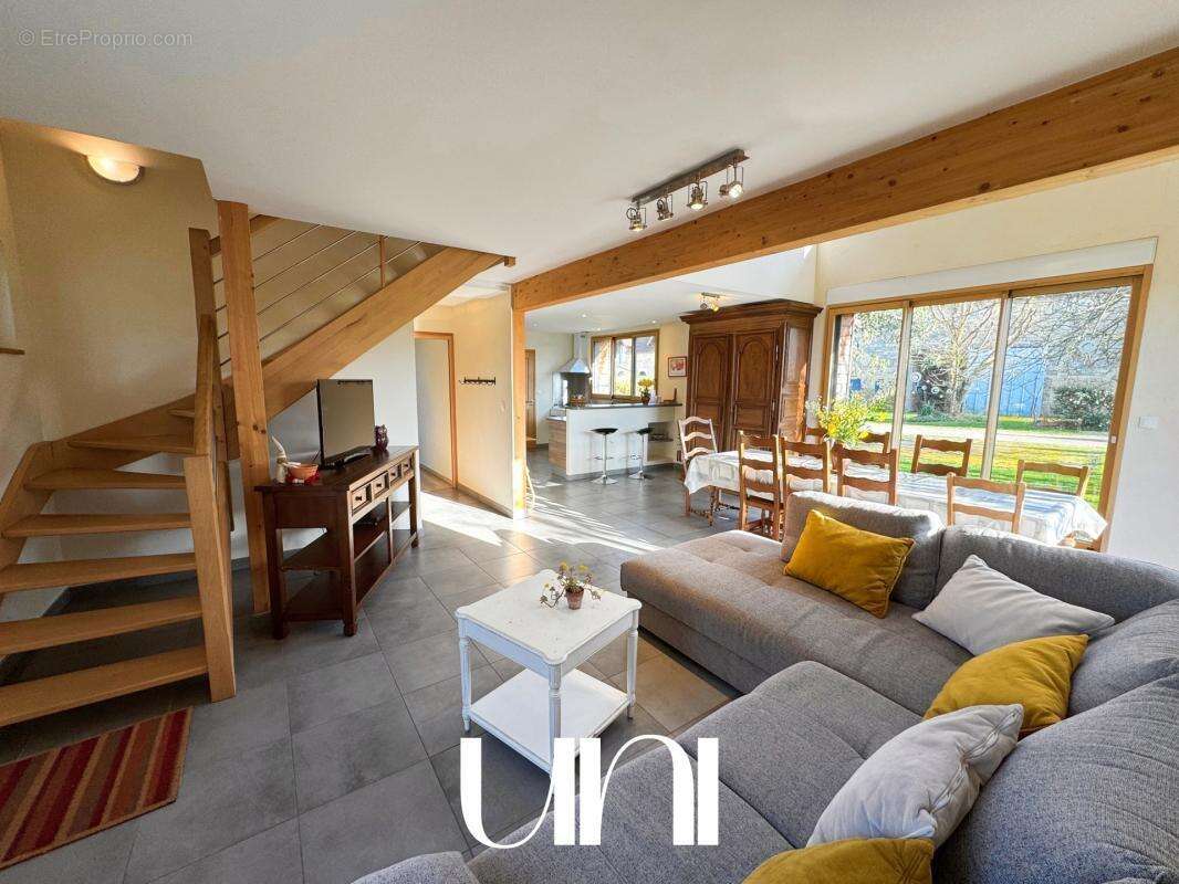 Maison à BRETTEVILLE-L'ORGUEILLEUSE