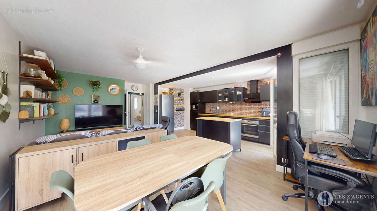 À VENDRE - Superbe T5 de 98 m² à Échirolles - photo 6