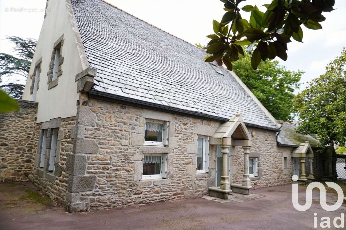 Photo 2 - Maison à PLOUNEVEZ-LOCHRIST