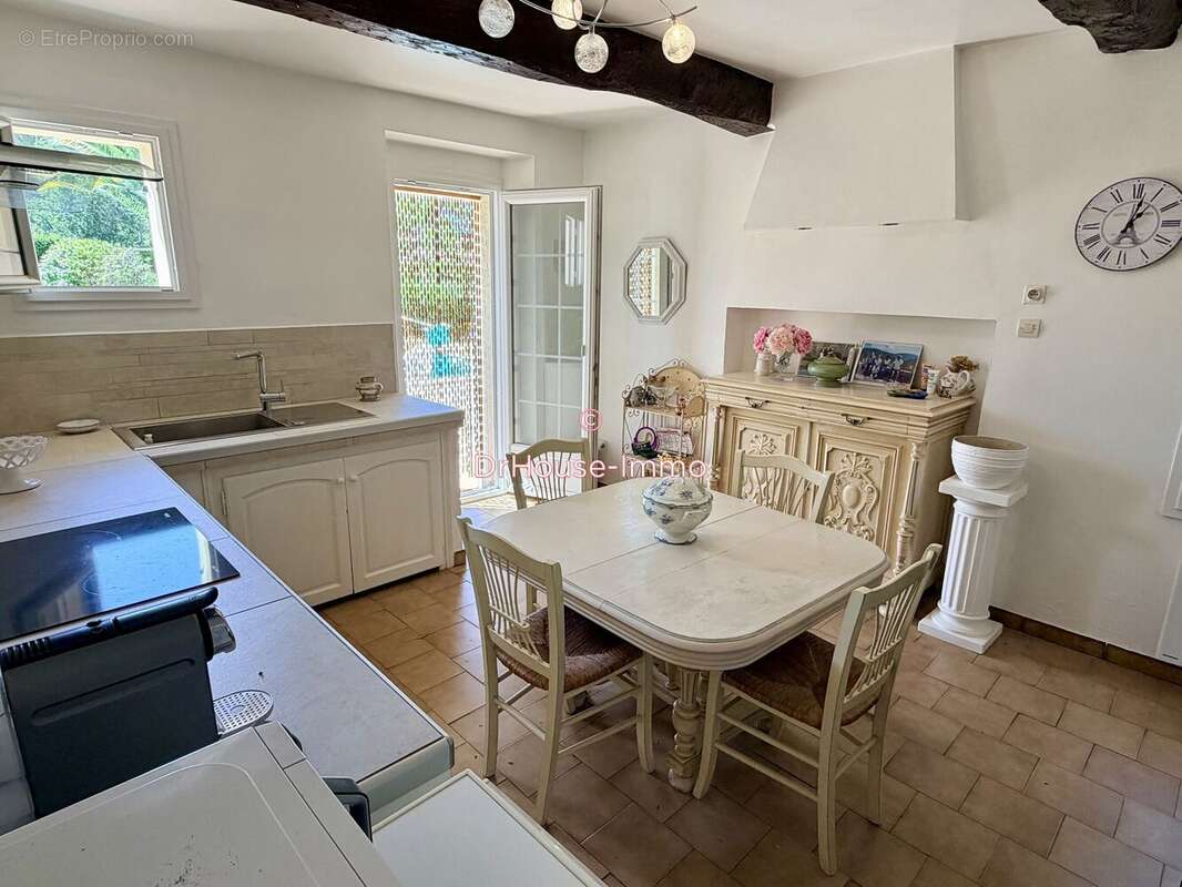 Maison à LORGUES