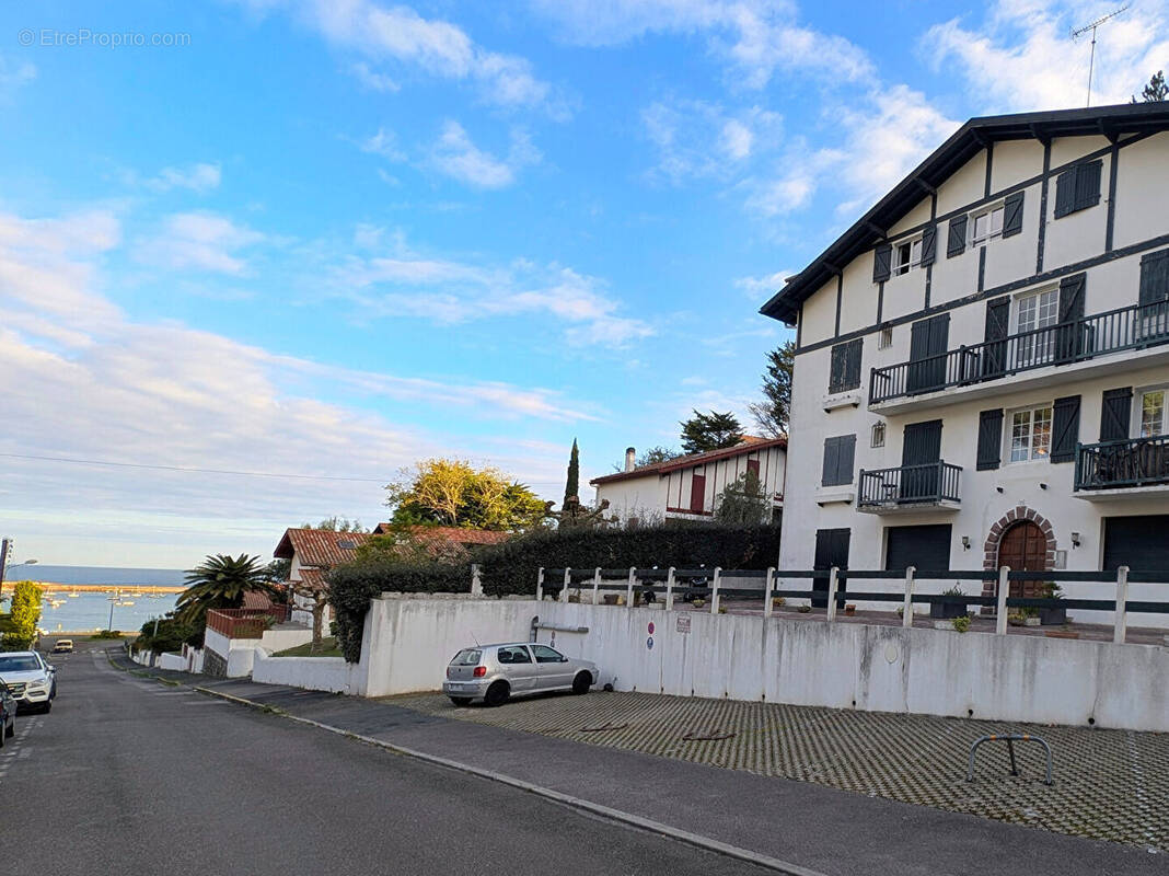 Appartement à CIBOURE
