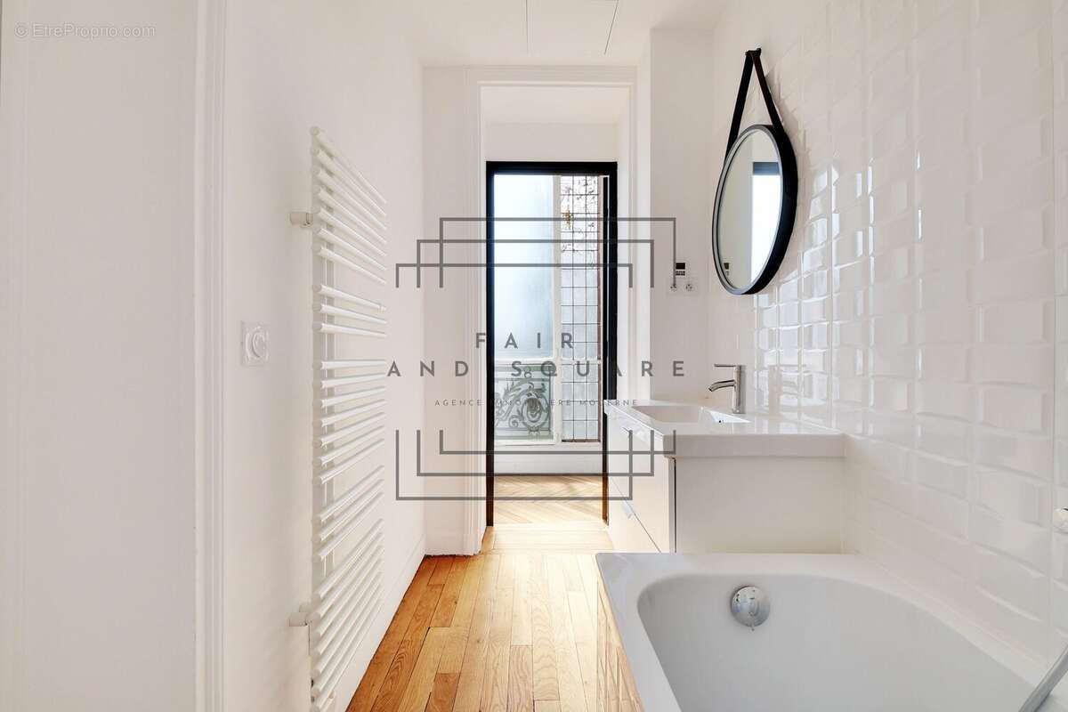 Appartement à NEUILLY-SUR-SEINE